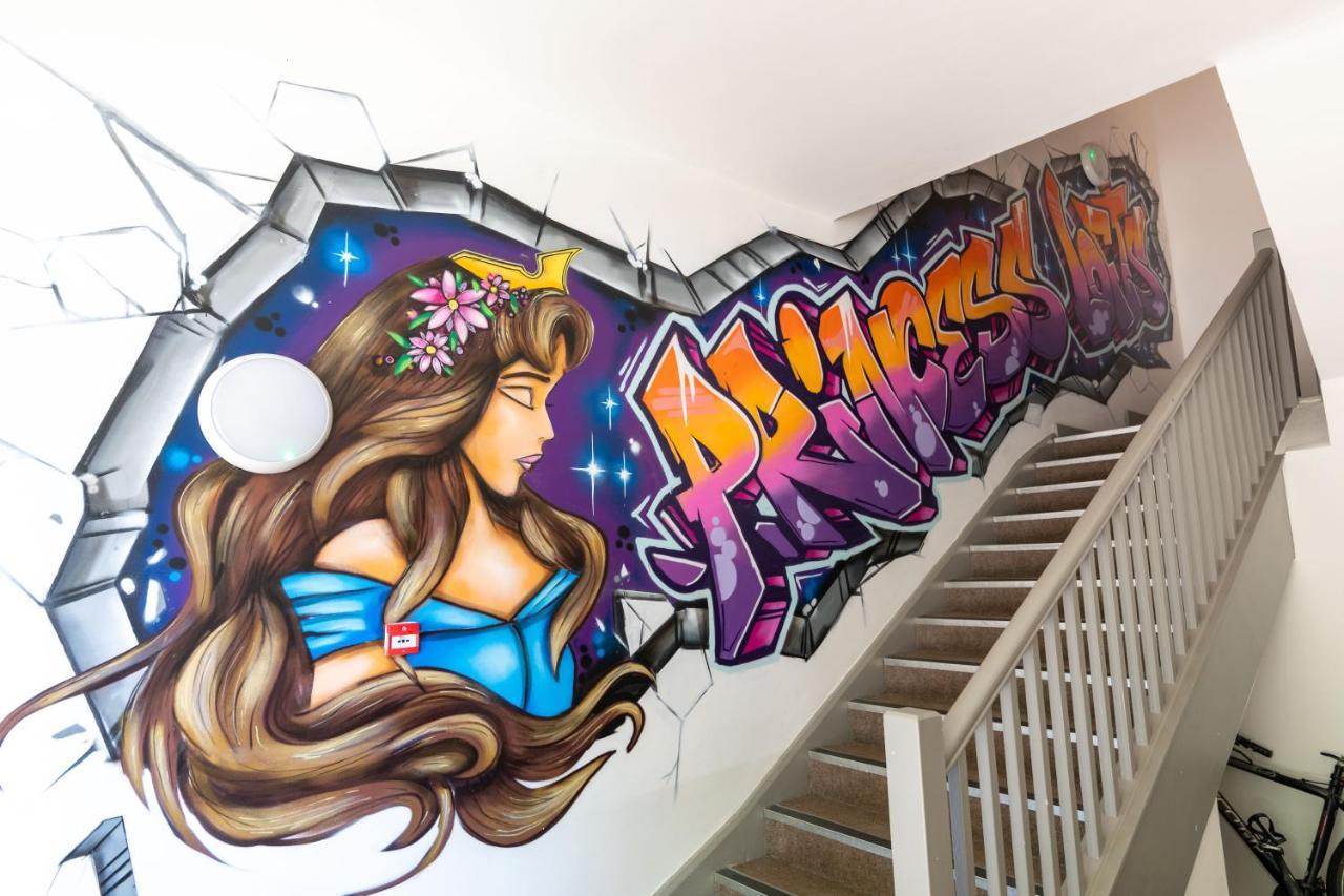 Princess Lofts City Centre Studios With Nespresso Coffee Machines & New Fast Wifi By Stayright Swansea Exterior photo