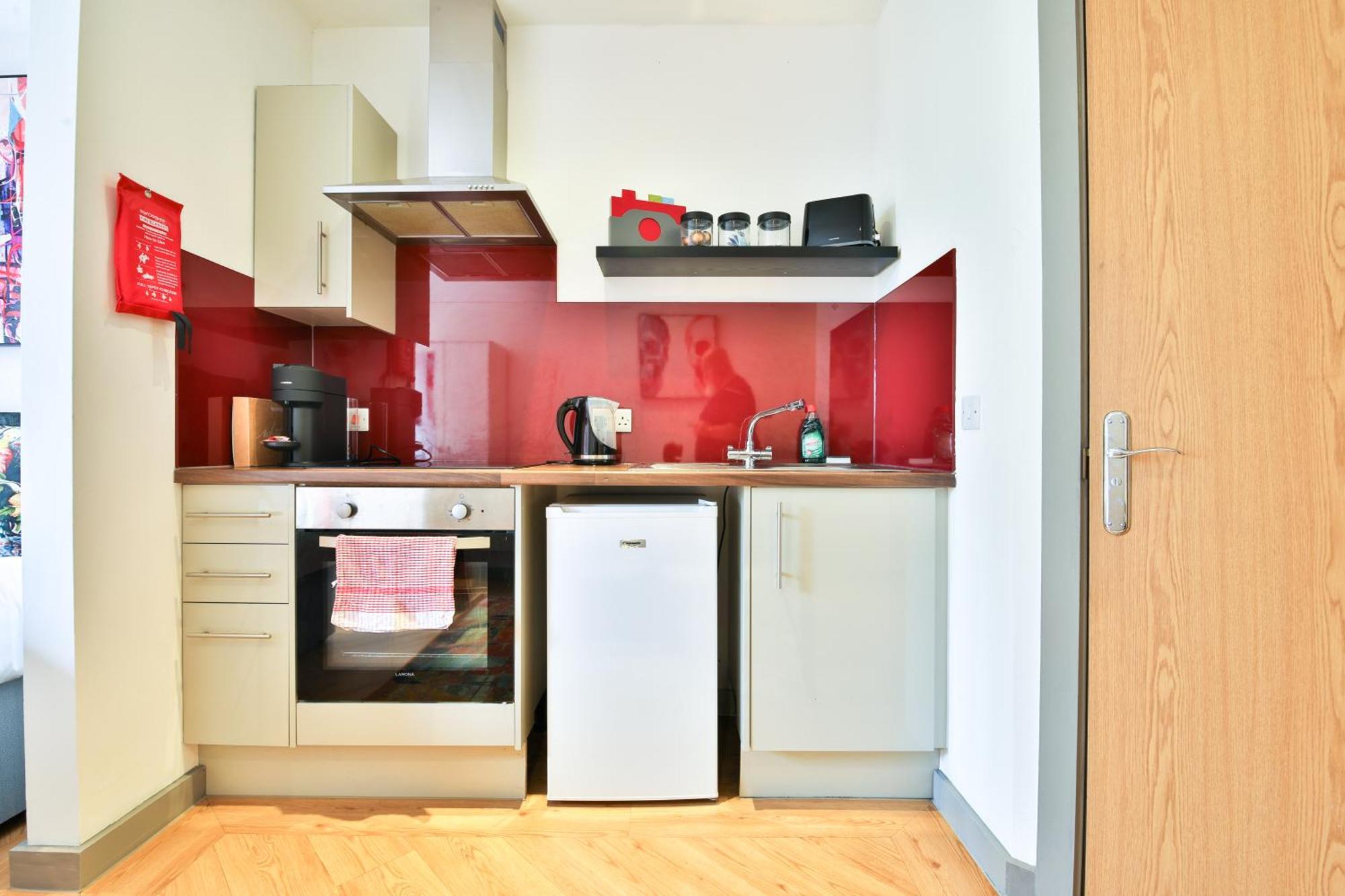 Princess Lofts City Centre Studios With Nespresso Coffee Machines & New Fast Wifi By Stayright Swansea Exterior photo