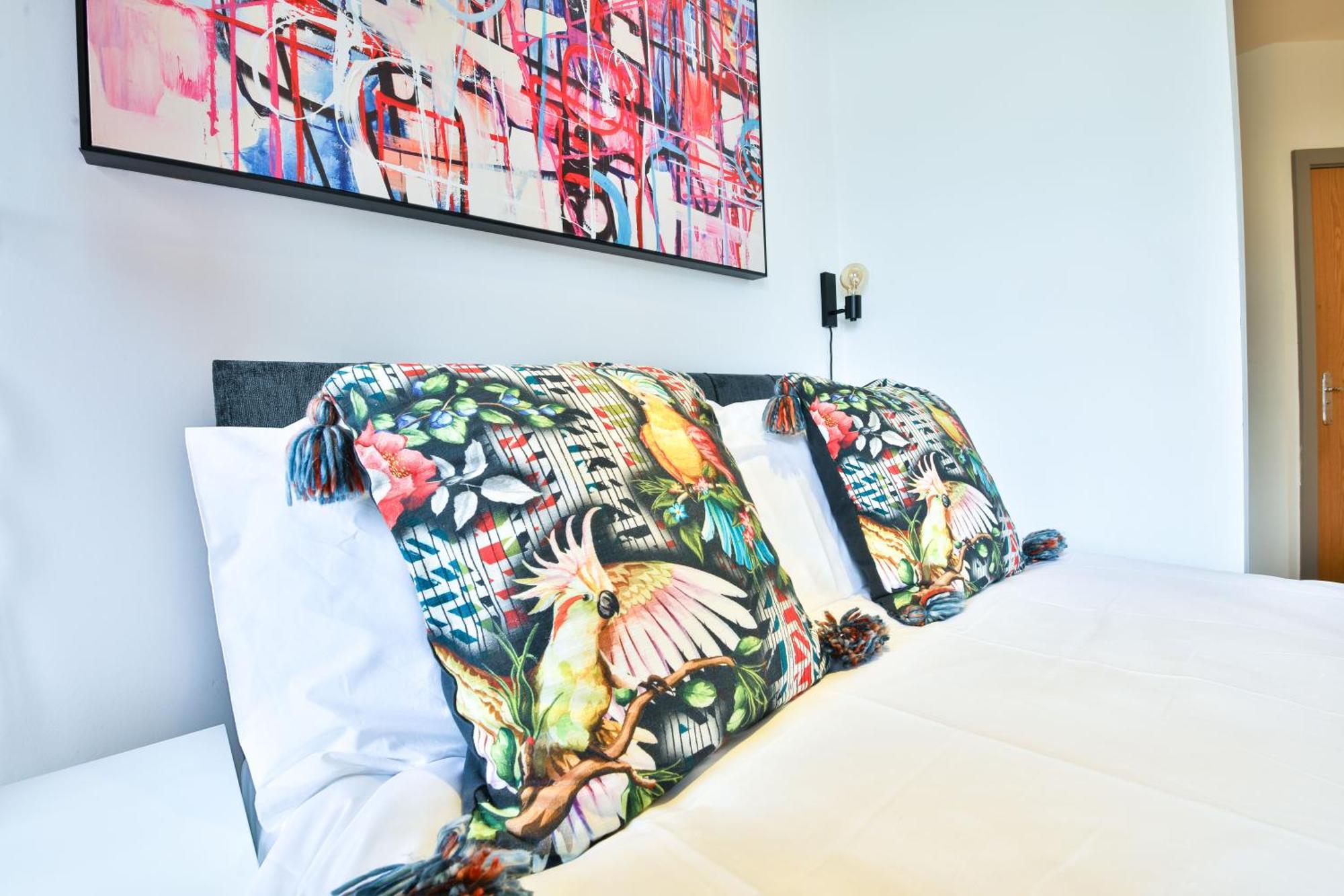 Princess Lofts City Centre Studios With Nespresso Coffee Machines & New Fast Wifi By Stayright Swansea Exterior photo