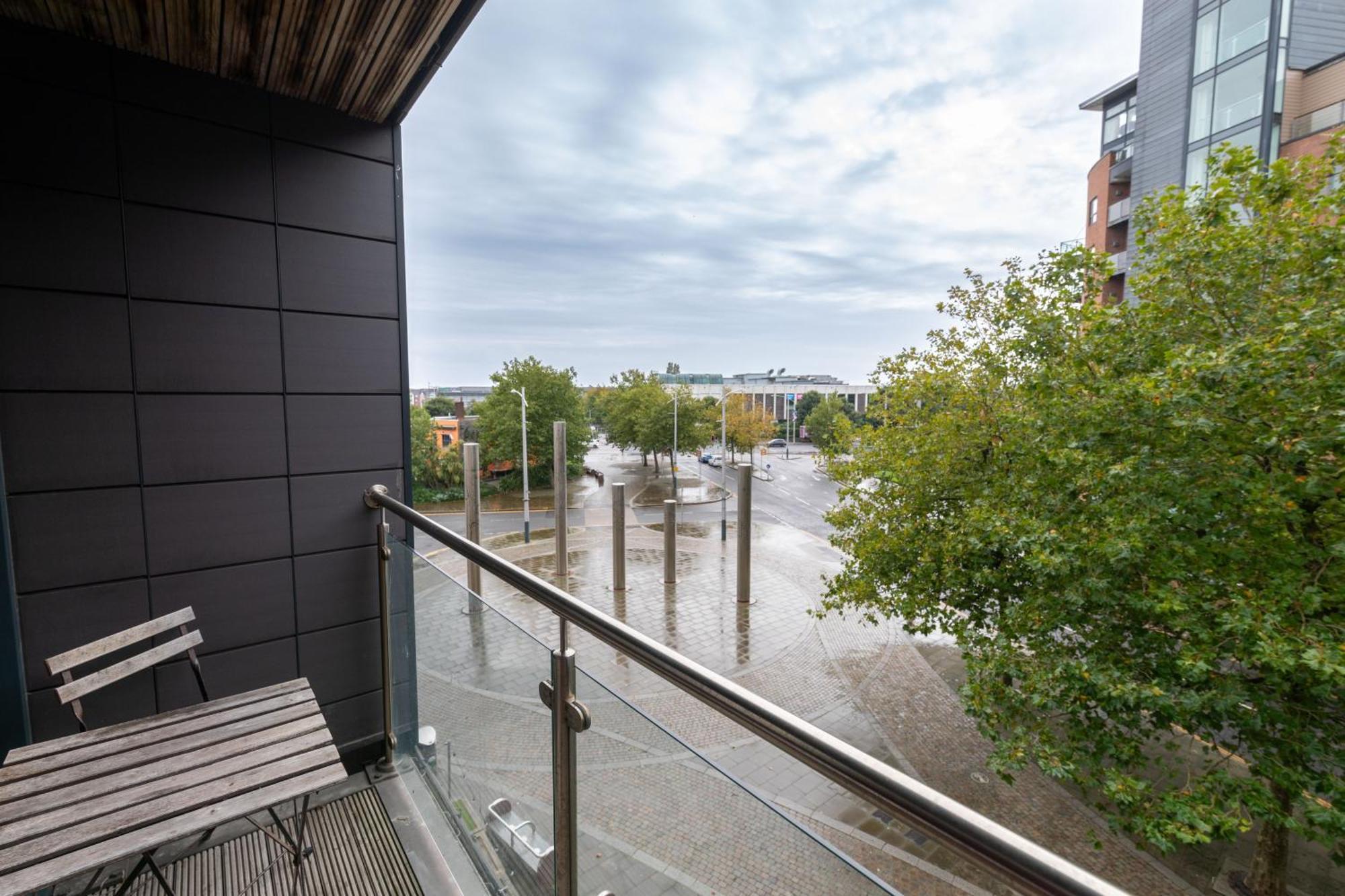Princess Lofts City Centre Studios With Nespresso Coffee Machines & New Fast Wifi By Stayright Swansea Exterior photo